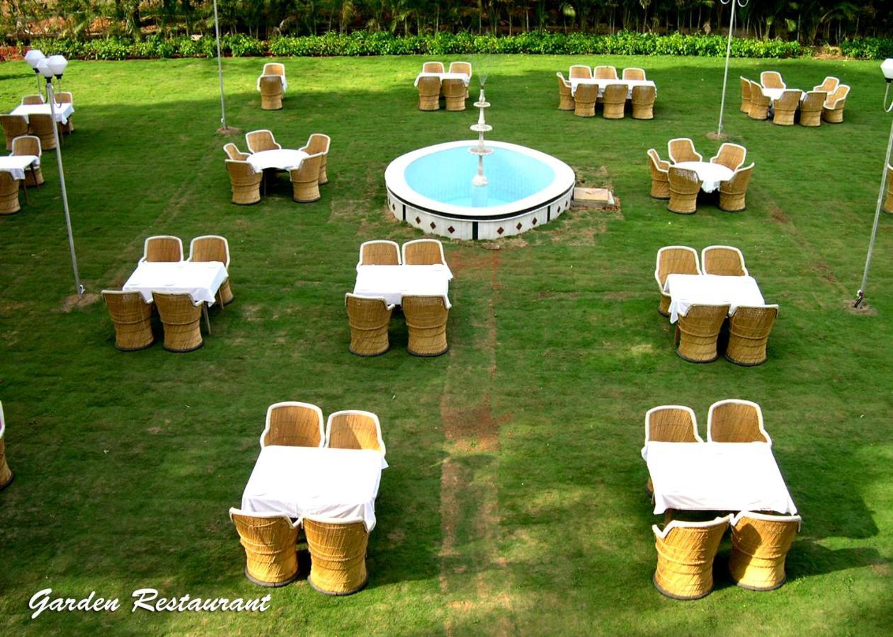 Jayamahal Palace Bangalore Luaran gambar