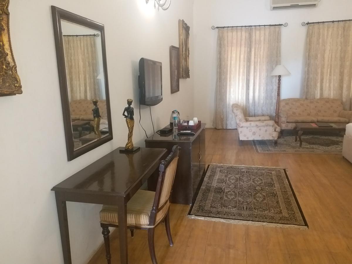 Jayamahal Palace Bangalore Luaran gambar
