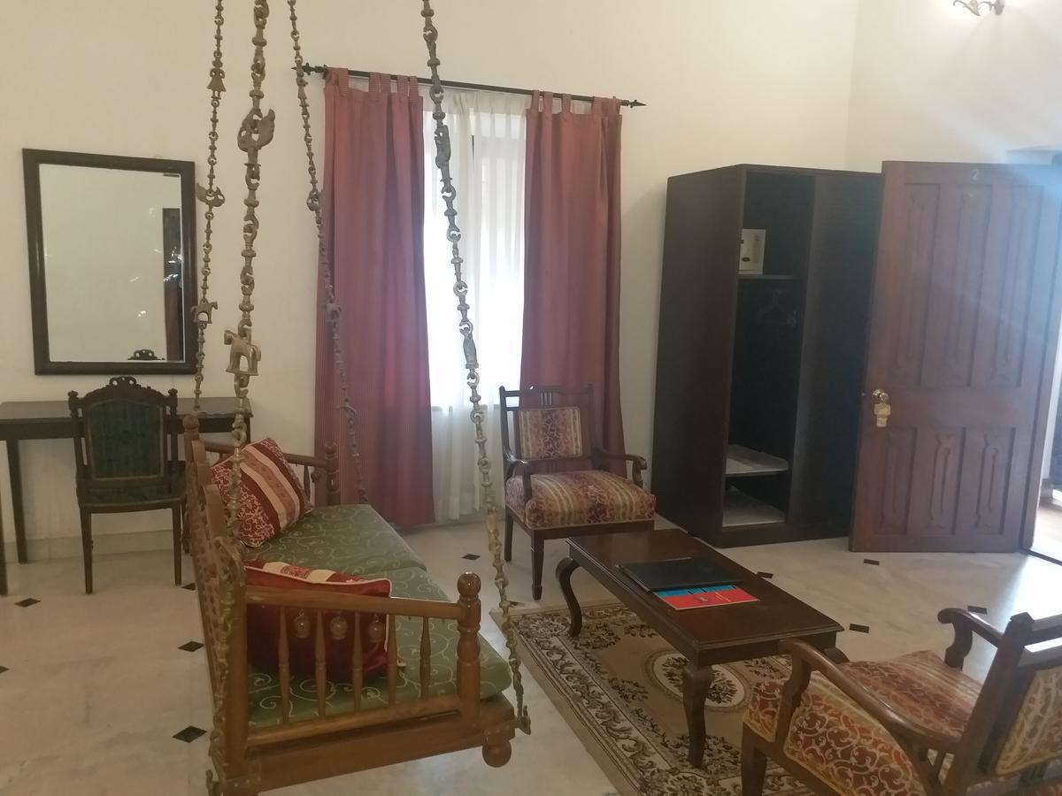 Jayamahal Palace Bangalore Luaran gambar